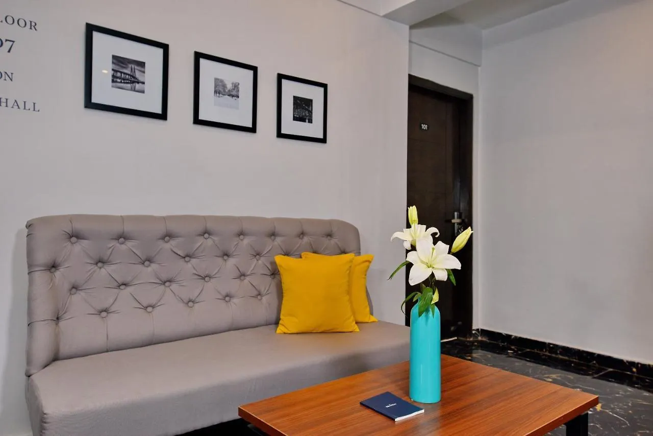 Hotel Oyo Silverkey Sector 38 Near Omaxe Celebration Mall Gurgaon